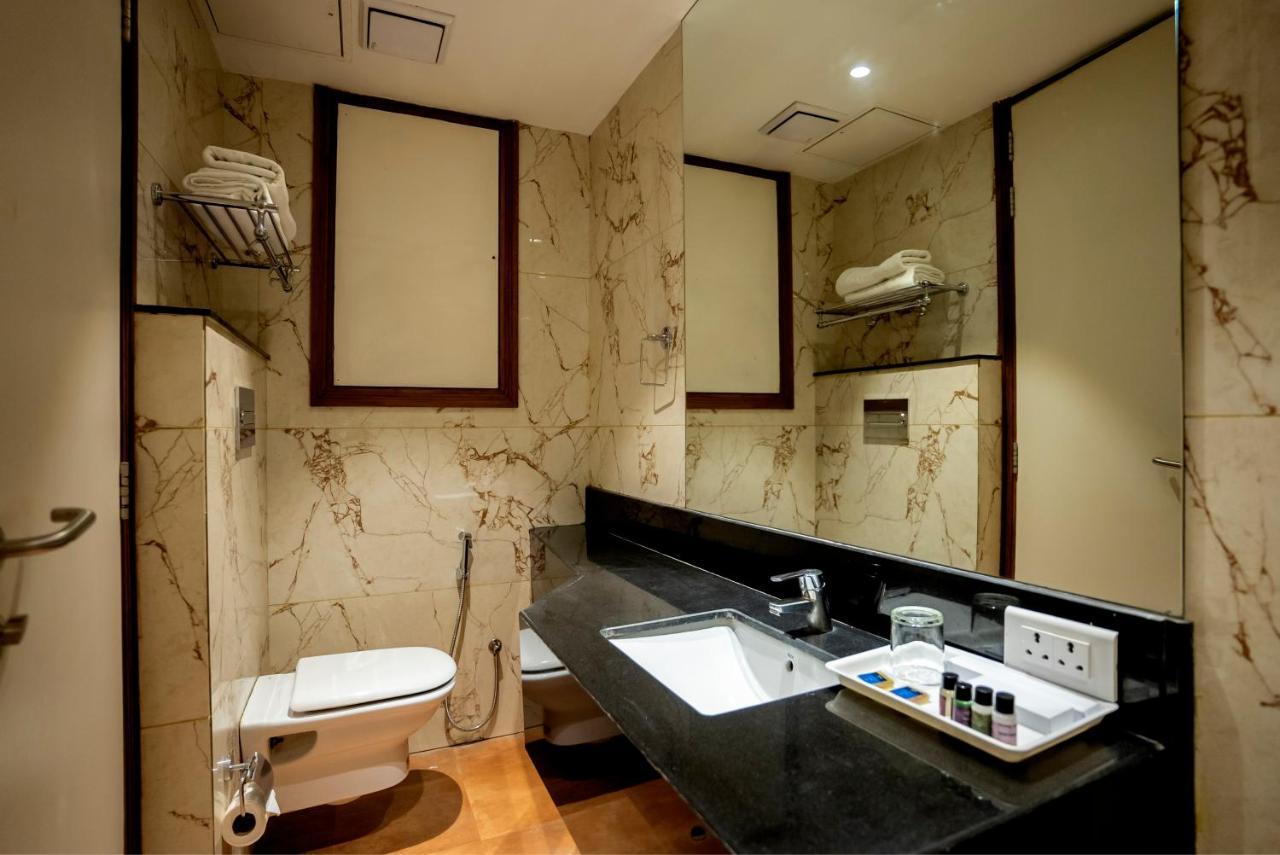 Celebrant Hotel Varanasi Eksteriør bilde