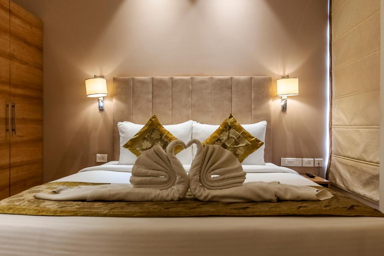 Celebrant Hotel Varanasi Eksteriør bilde