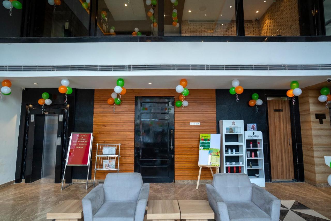 Celebrant Hotel Varanasi Eksteriør bilde