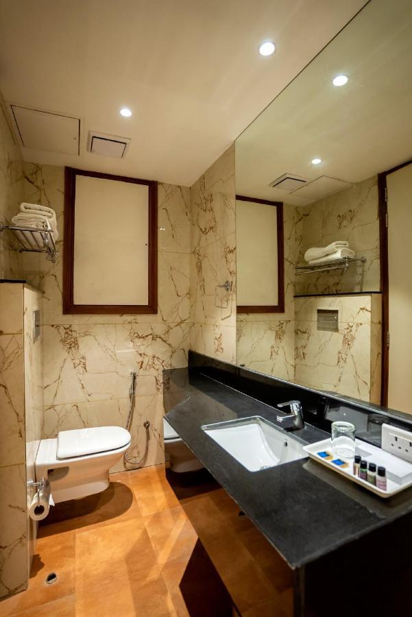 Celebrant Hotel Varanasi Eksteriør bilde